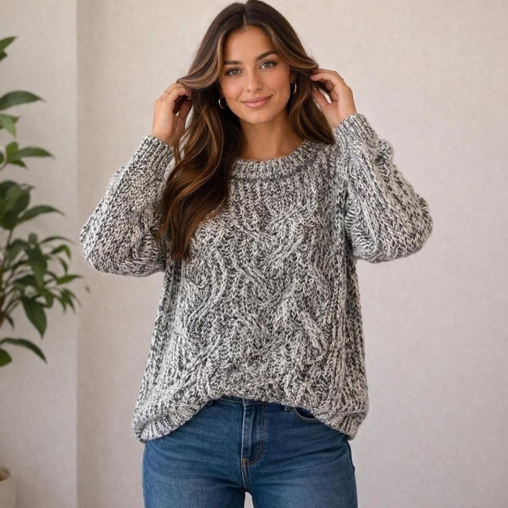 The Limited- Gray Cable Knit Sweater Size S
